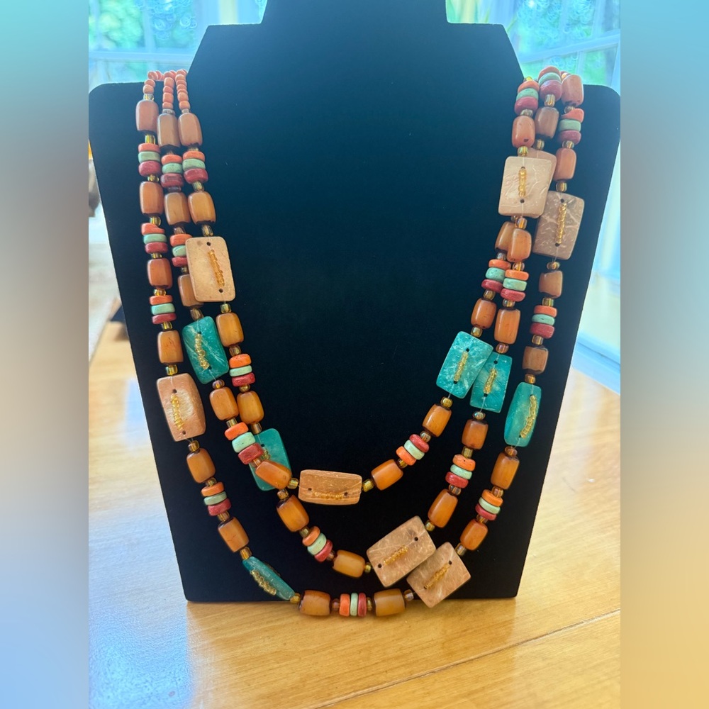 Multicolor Beaded Necklace - Picture 5 of 5